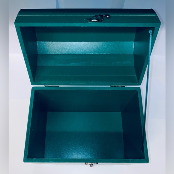 Christmas Letters To Santa Mailbox - NEW! - Picture 3 of 7